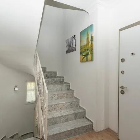 Gunes Villa *